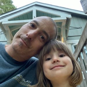 Meet your Posher, Gilles